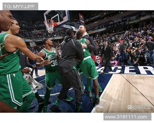 凯尔特人队与猛龙队激战正酣谁将赢得这场精彩对决 凯尔特人队与猛龙队激战正酣谁将赢得这场精彩对决