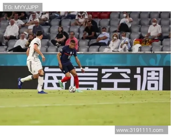 德国队与波兰队激战正酣谁能在这场对决中笑到最后 德国队与波兰队激战正酣谁能在这场对决中笑到最后